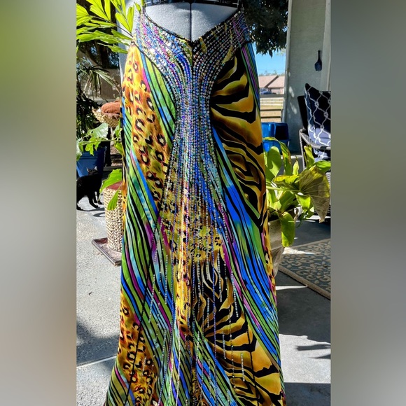 Cache’ silk beaded dress - Picture 4 of 11